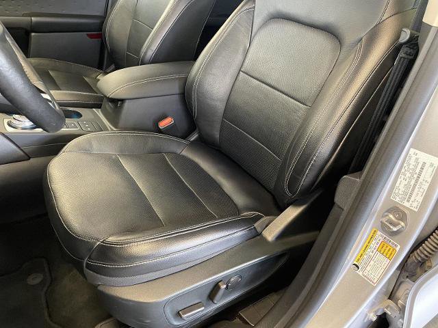 Certified 2020 Ford Escape Titanium w/ Titanium Premium Package 2.0 image 19