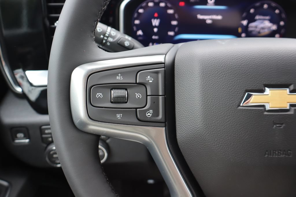 New 2026 Chevrolet Silverado 1500 LT w/ Z71 Off-Road Package AWD/4WD image 8