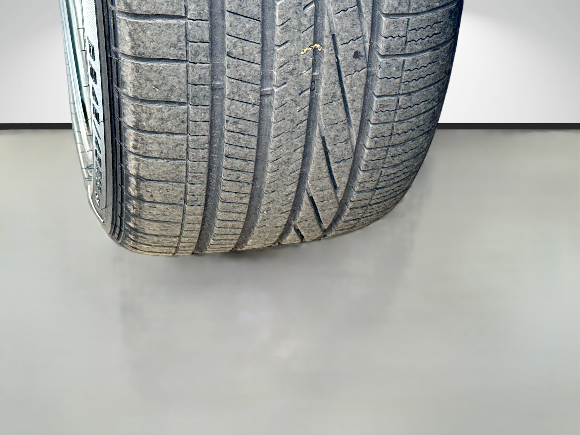 Used 2021 Tesla Model S Performance image 38