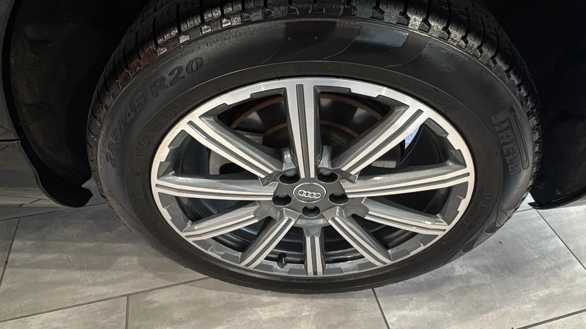 Used 2018 Audi Q7 3.0T Premium Plus AWD/4WD image 9