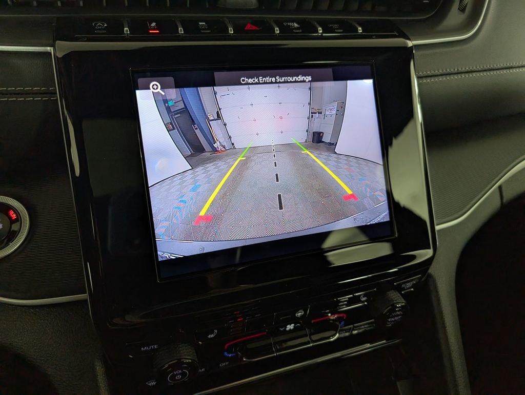 New 2025 Jeep Grand Cherokee Laredo image 25