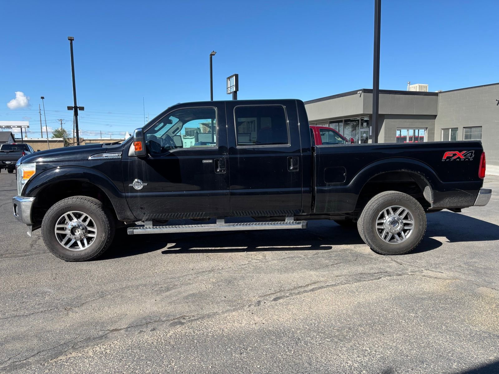 Used 2016 Ford F250 Lariat w/ Lariat Ultimate Package image 3