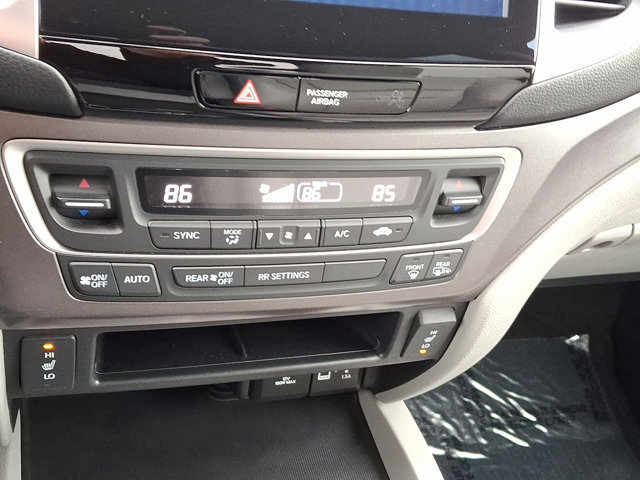 Used 2017 Honda Ridgeline RTL-T image 14