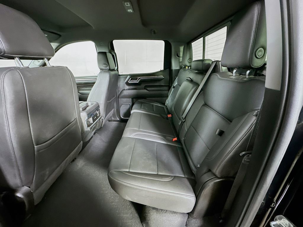 Used 2024 Chevrolet Silverado 1500 LTZ AWD/4WD image 14