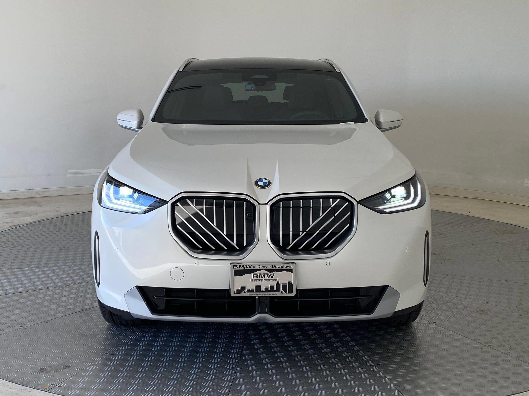 Used 2026 BMW X3 xDrive30i w/ Premium Package AWD/4WD image 5