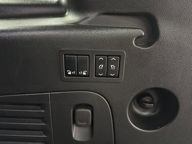 Used 2020 Chevrolet Suburban Premier image 12