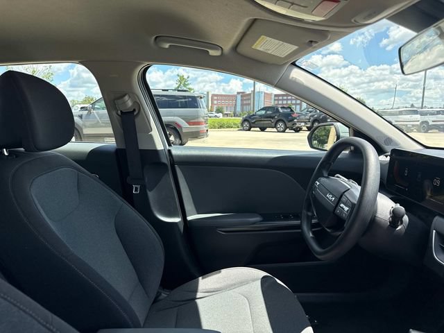 Used 2025 Kia K4 FWD image 13