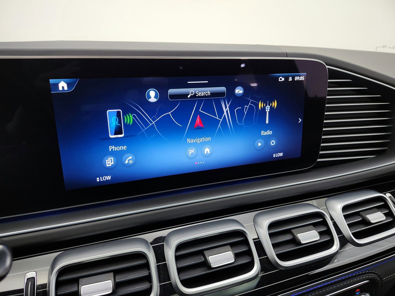 Certified 2024 Mercedes-Benz Maybach GLS 600 4MATIC image 10