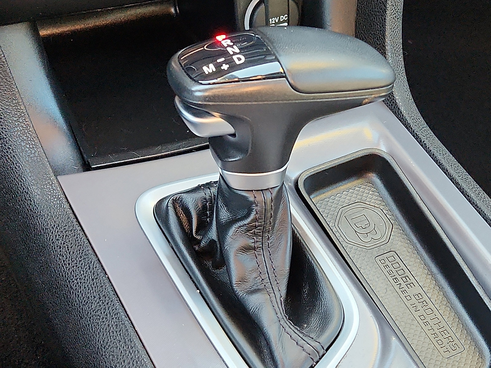 Used 2023 Dodge Charger R/T w/ Navigation & Travel Group image 16