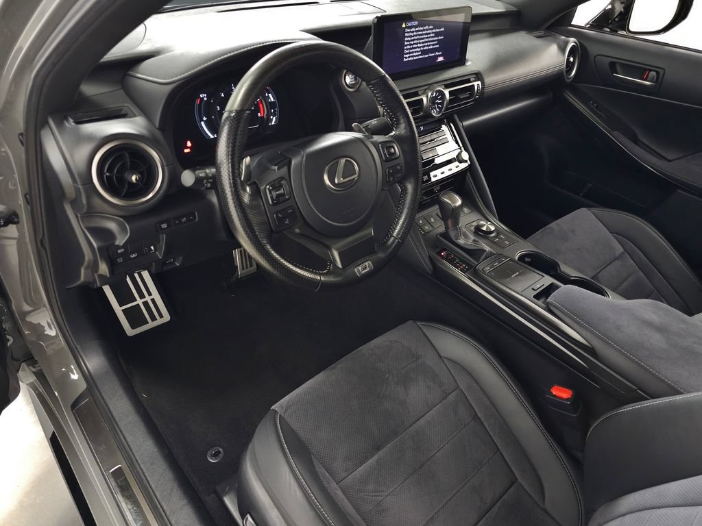 Used 2022 Lexus IS 500 RWD image 15