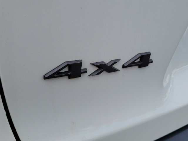 Used 2019 Jeep Cherokee Trailhawk AWD/4WD image 28