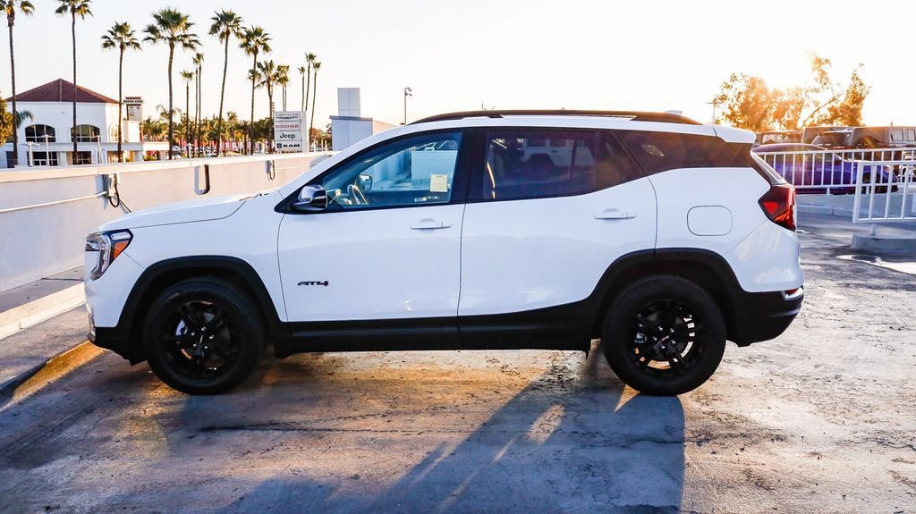Used 2023 GMC Terrain AT4 image 14