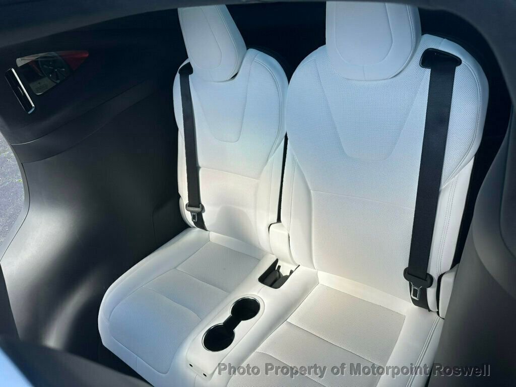 Used 2024 Tesla Model X Plaid image 14