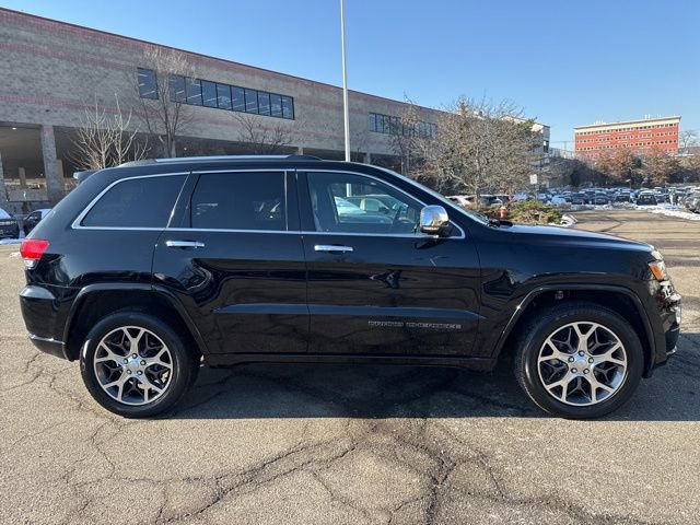 Used 2019 Jeep Grand Cherokee Overland image 16