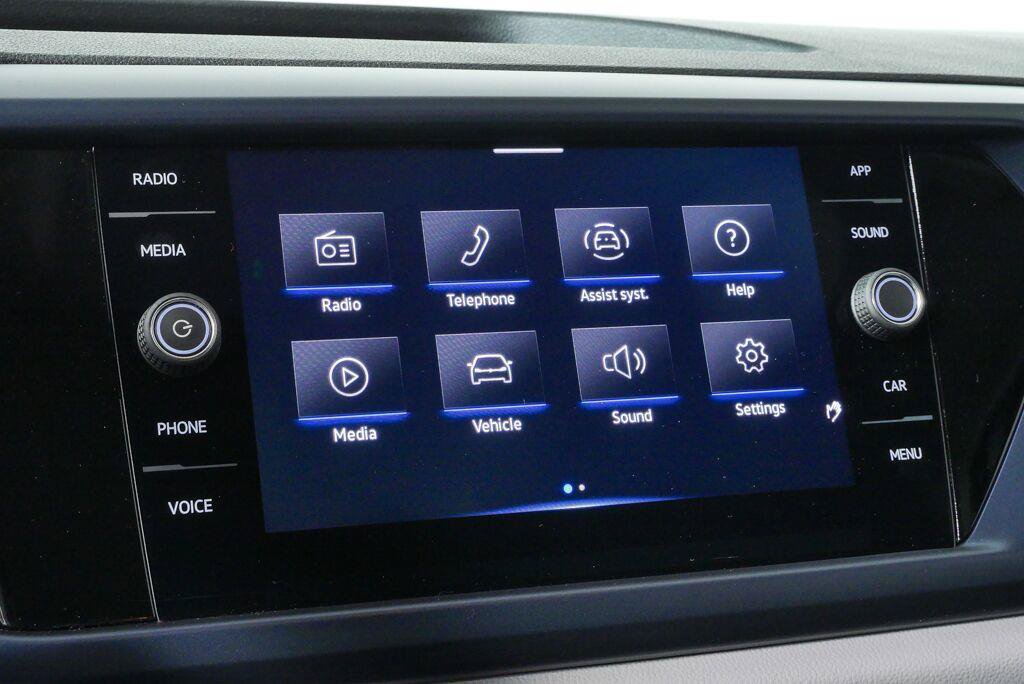 Certified 2023 Volkswagen Taos SE FWD image 14