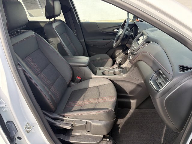 Used 2024 Chevrolet Equinox RS FWD image 27