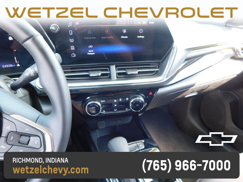 Used 2025 Chevrolet Trax ACTIV w/ Driver Confidence Package FWD image 33
