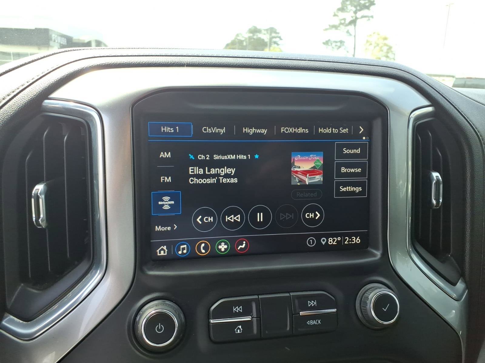 Used 2020 Chevrolet Silverado 1500 LT w/ All-Star Edition image 13