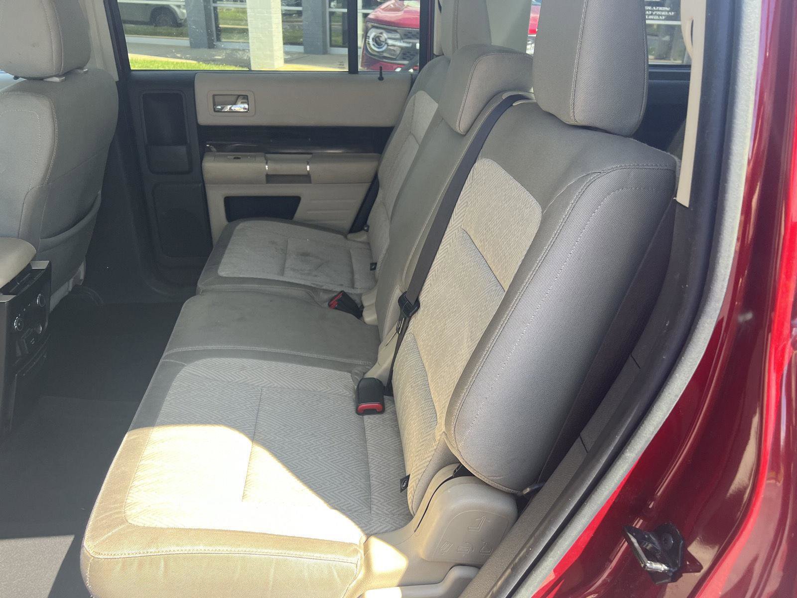 Used 2013 Ford Flex SEL image 9