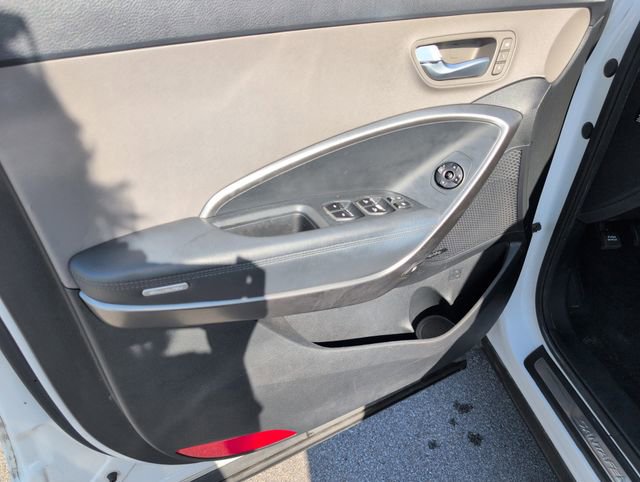 Used 2018 Hyundai Santa Fe Limited image 16