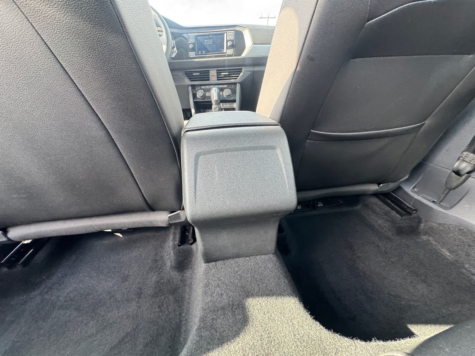 Used 2020 Volkswagen Jetta SE FWD image 18
