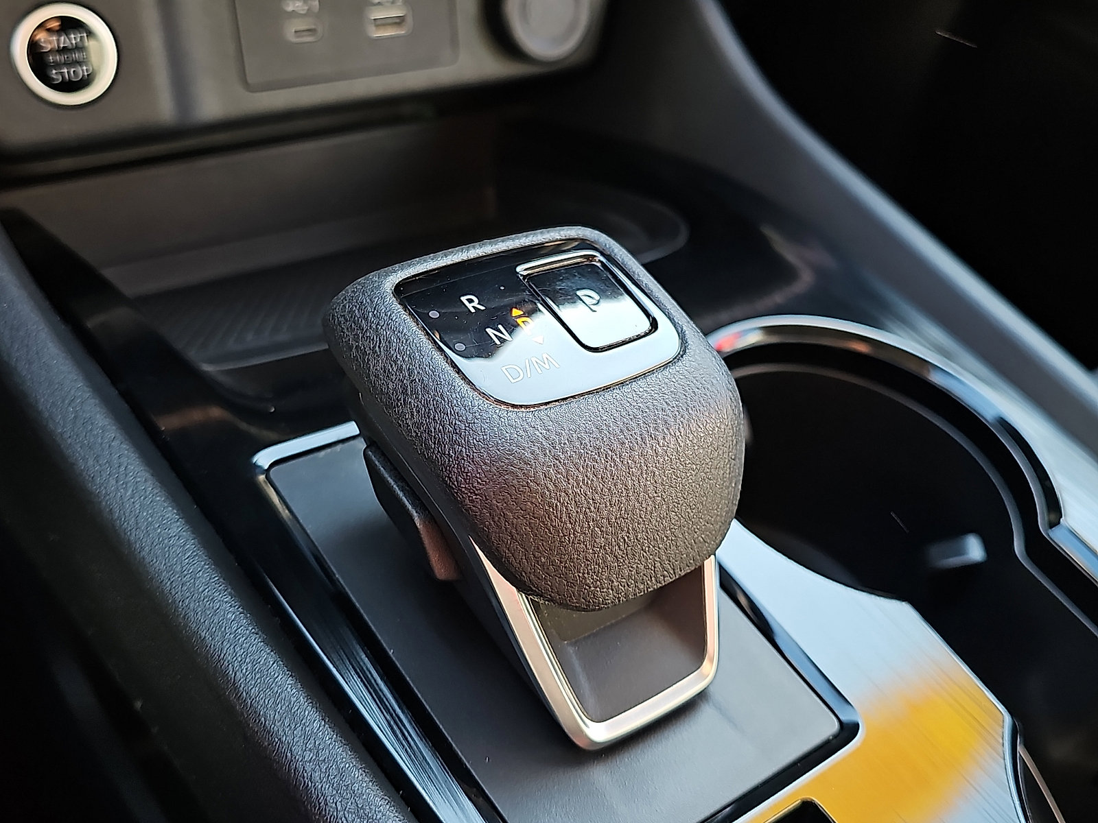 Certified 2023 Nissan Rogue SV image 15