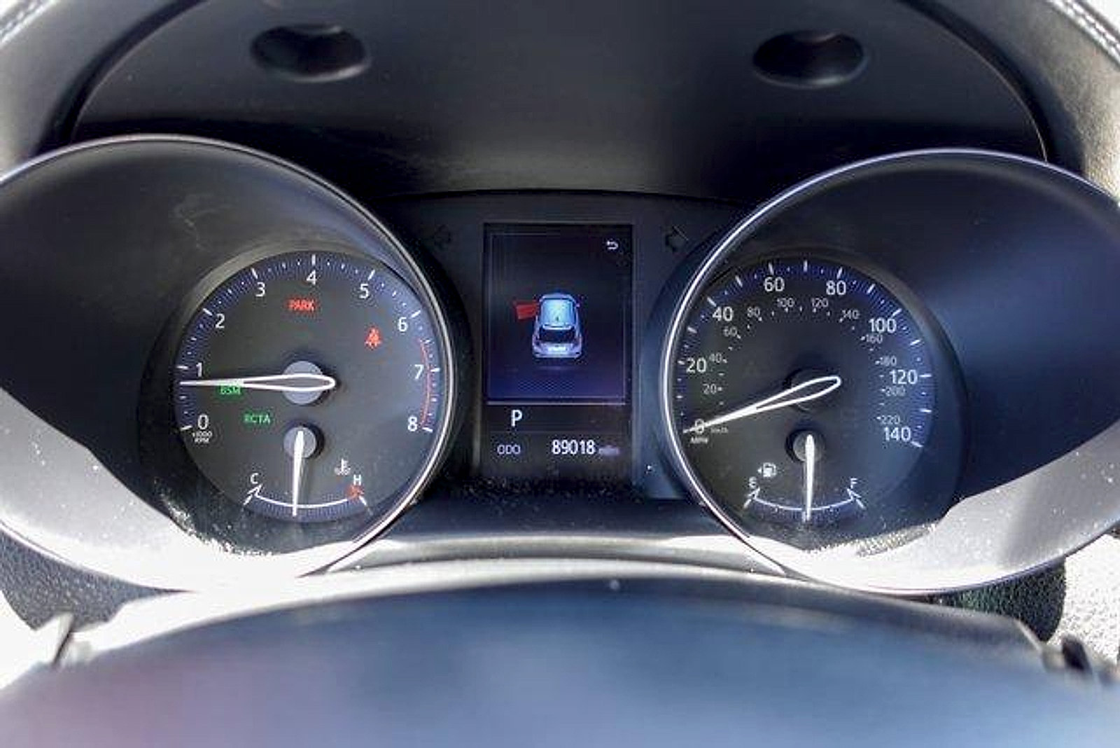 Used 2019 Toyota C-HR XLE FWD image 16