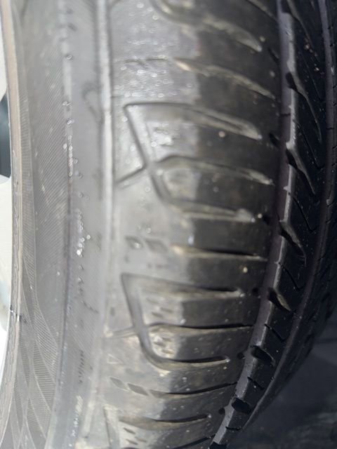 Used 2020 Ford Fusion SE image 25