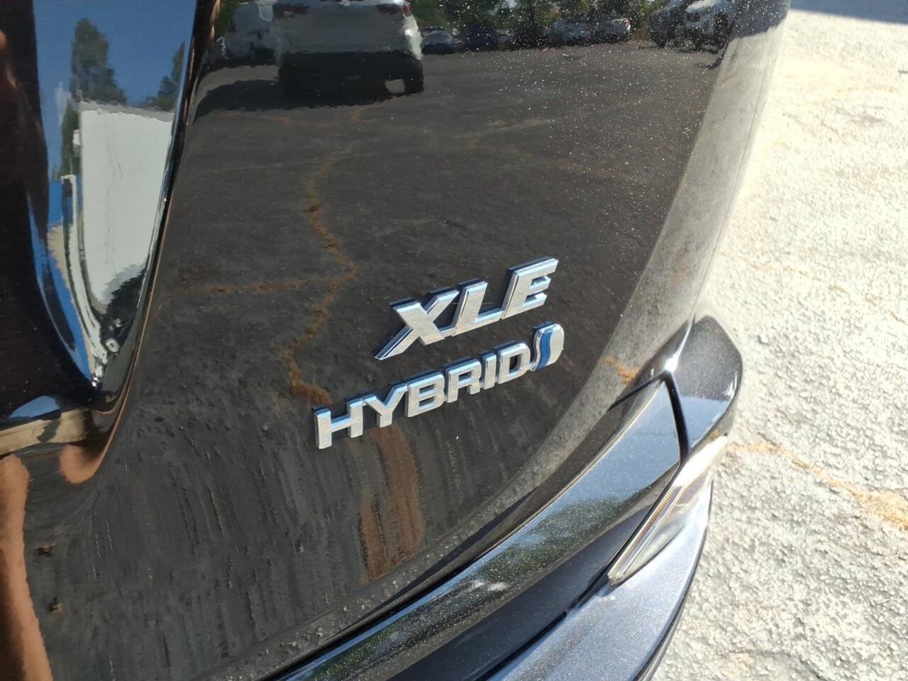 Used 2016 Toyota RAV4 XLE w/ Convenience Package AWD/4WD image 6