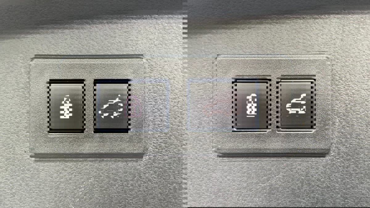 Used 2023 Subaru Outback Premium image 30