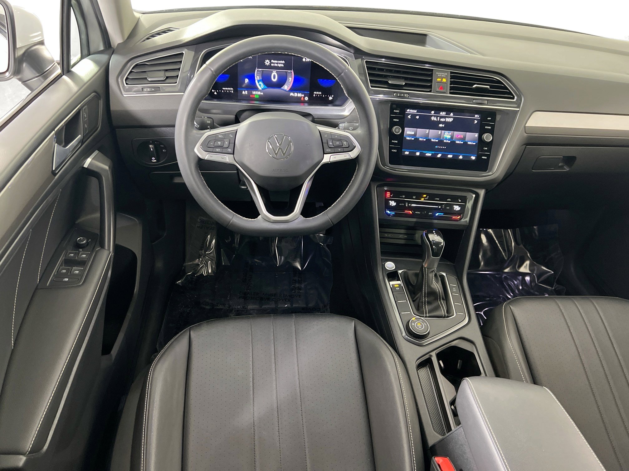 Used 2022 Volkswagen Tiguan SE AWD/4WD image 20