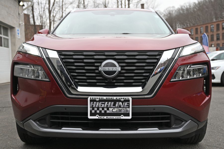 Used 2023 Nissan Rogue SL w/ SL Premium Package image 9