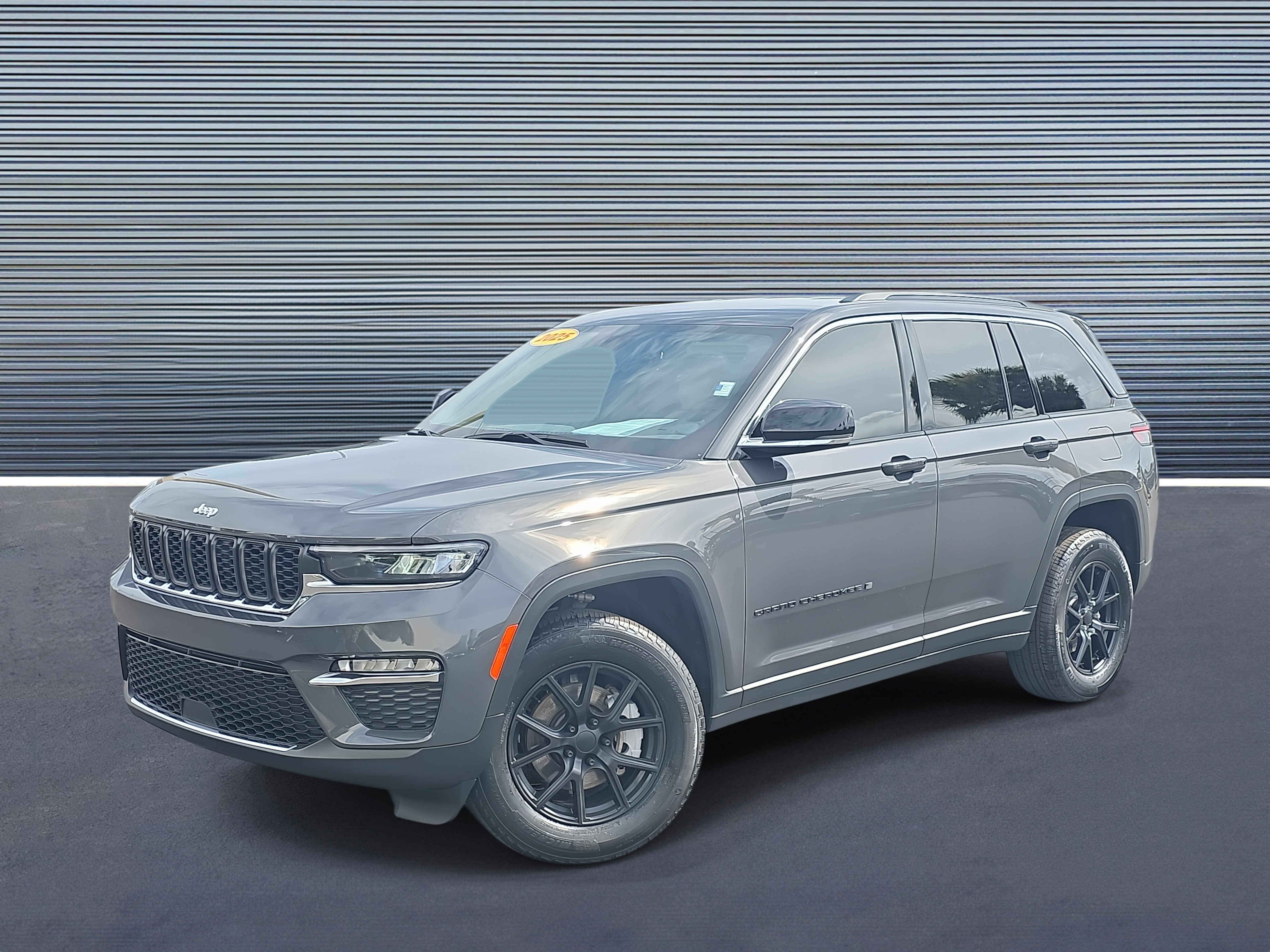 Used 2025 Jeep Grand Cherokee Limited