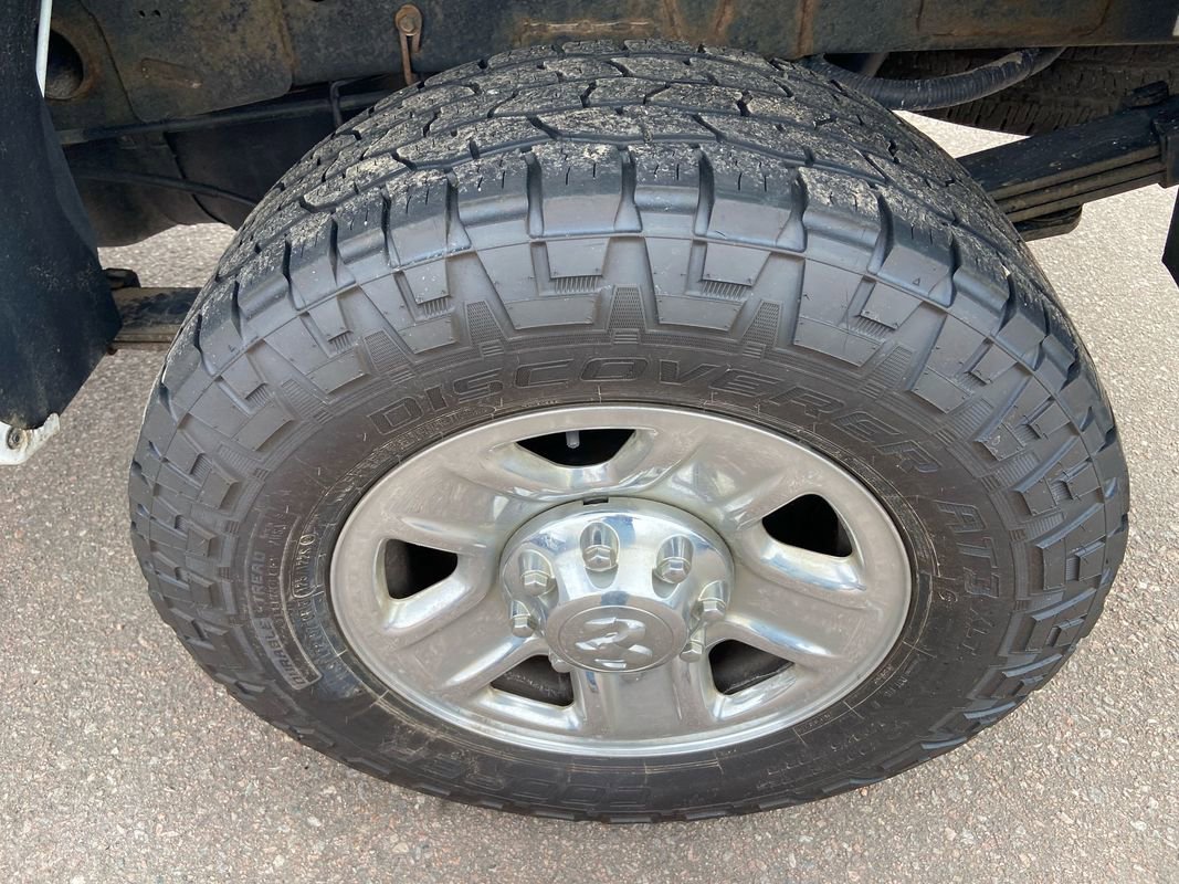 Used 2015 RAM 3500 SLT w/ Cold Weather Group image 11