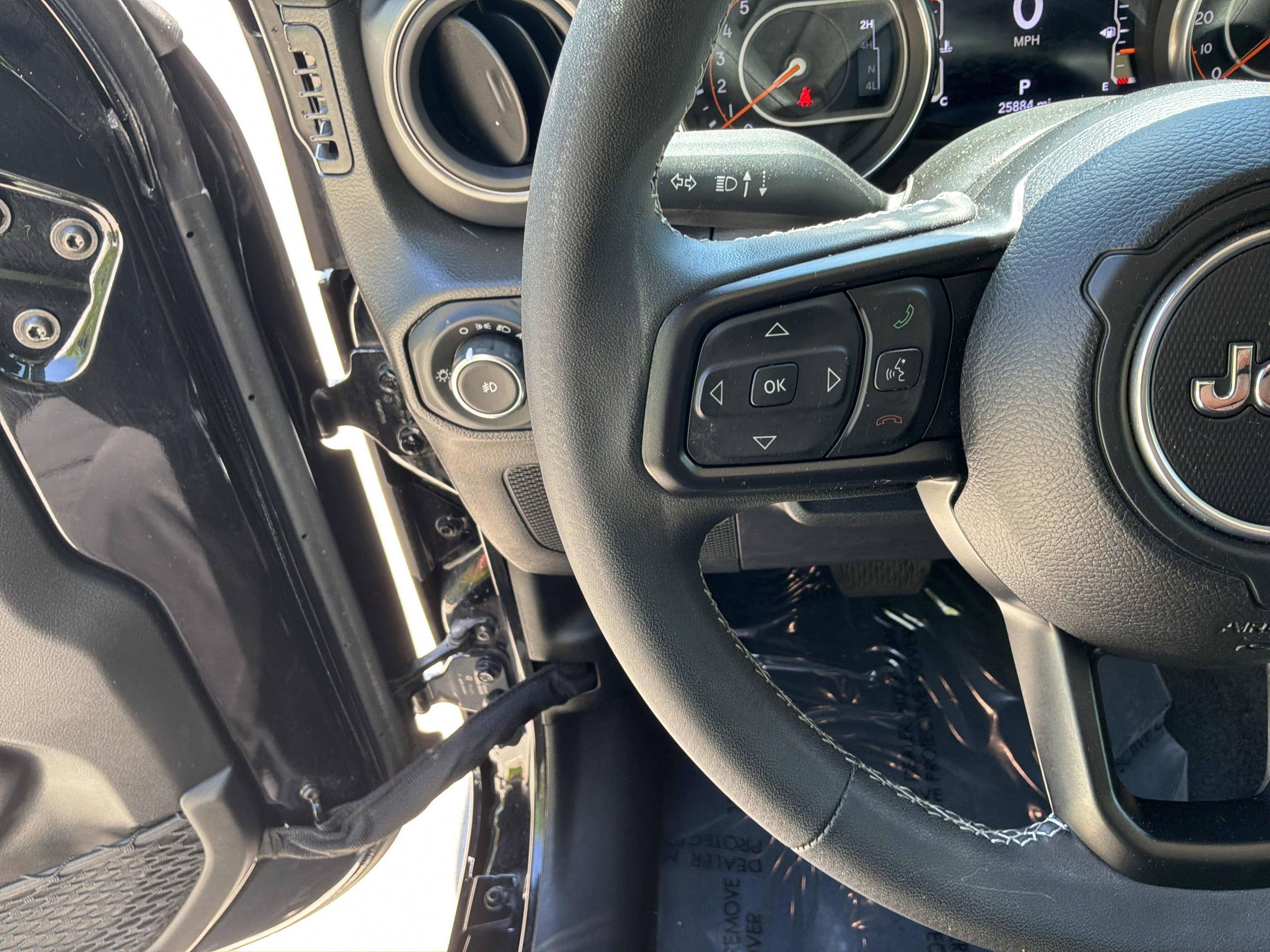 Used 2023 Jeep Wrangler Sport AWD/4WD image 19