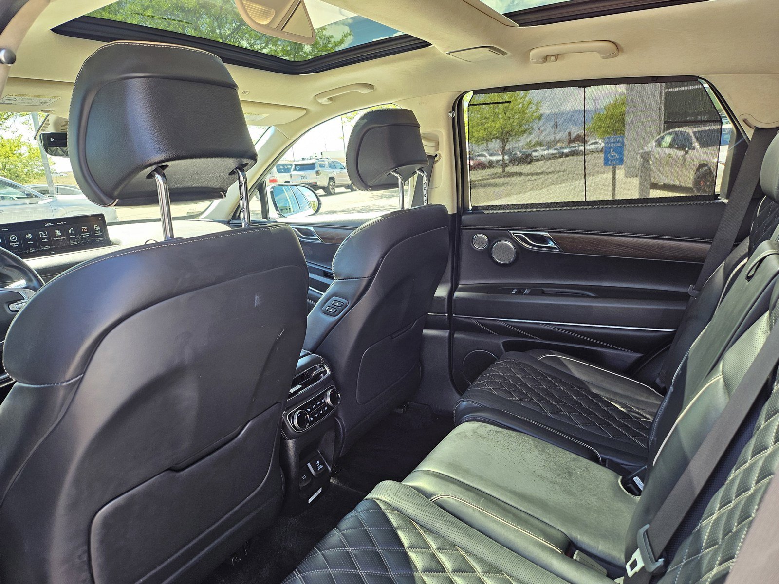 Used 2024 Genesis GV80 3.5T image 16