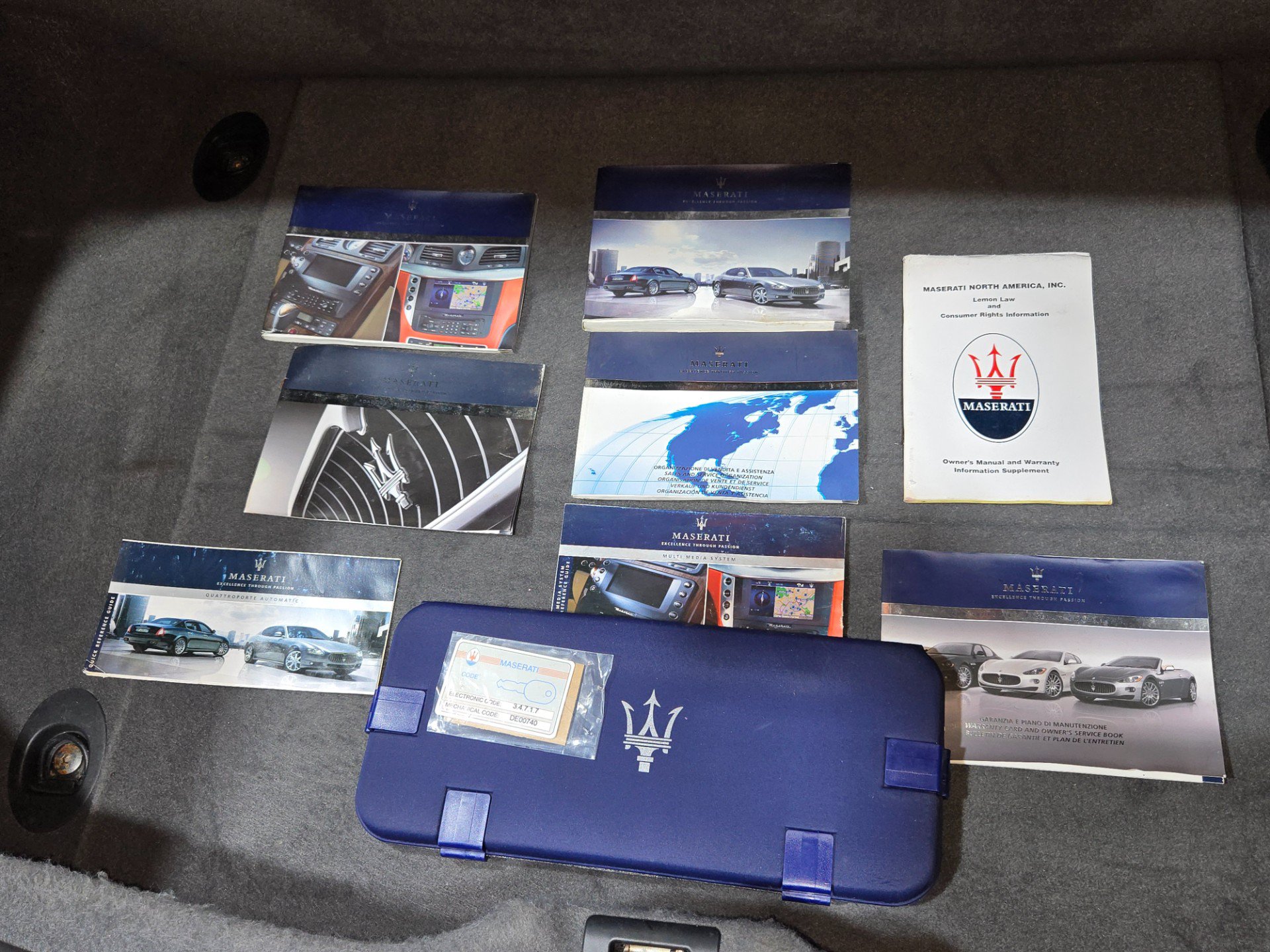 Used 2012 Maserati Quattroporte S RWD image 12