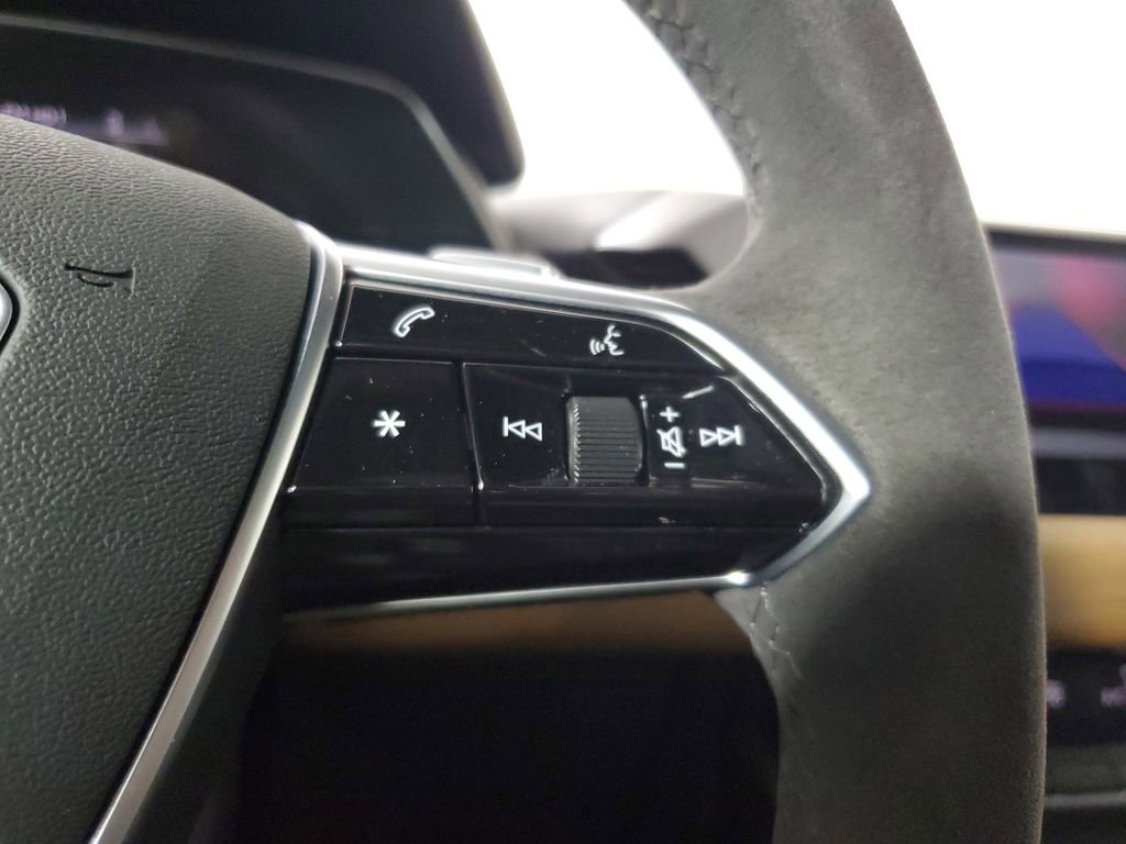 Used 2023 Audi e-tron GT Premium Plus image 26