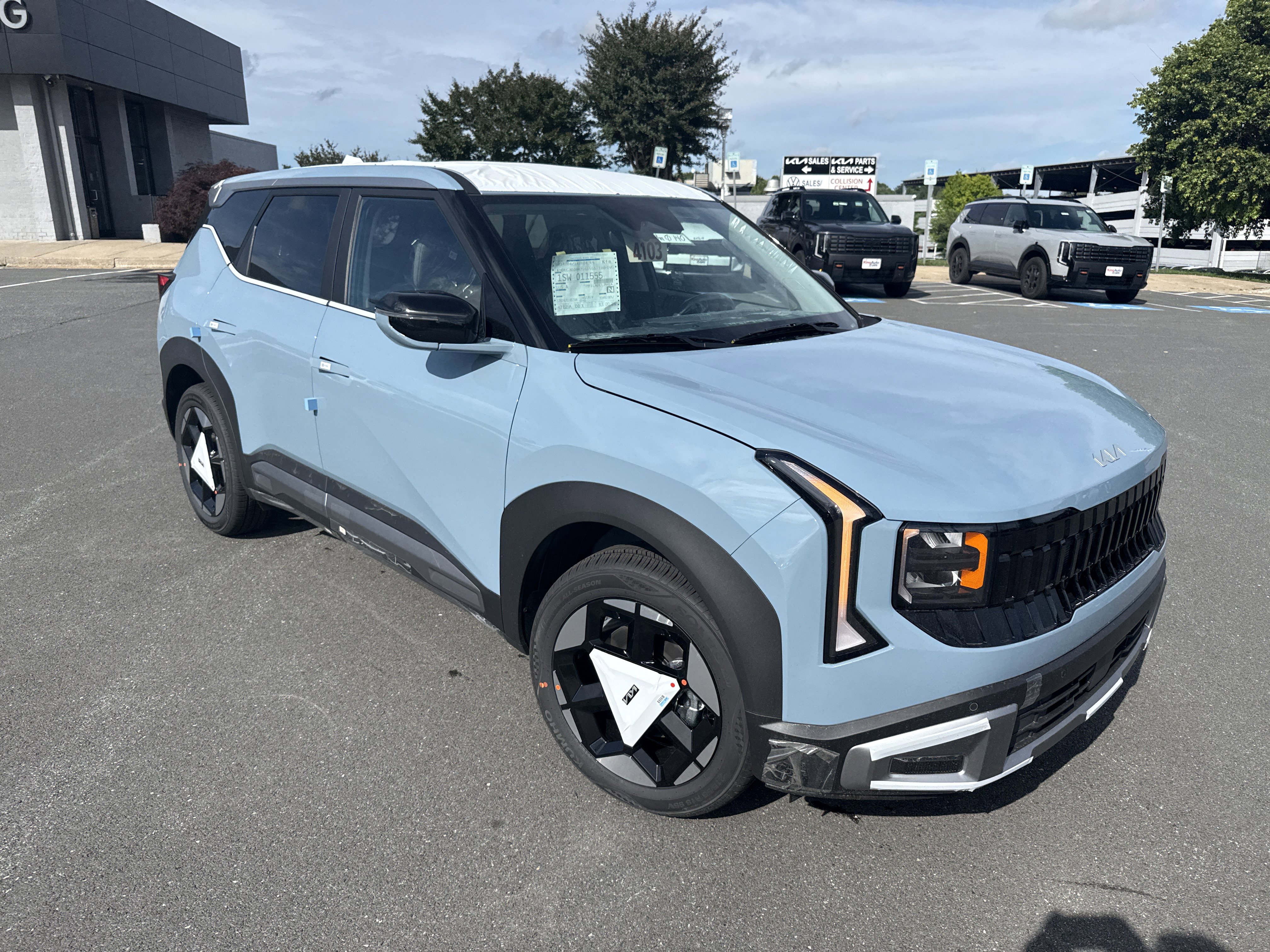 New 2027 Kia Seltos EX FWD image 3