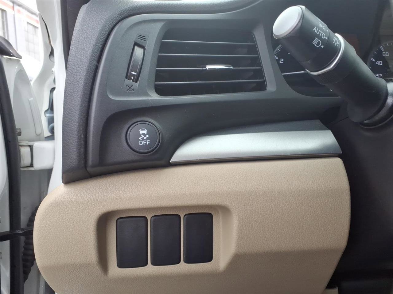 Used 2018 Acura ILX image 16