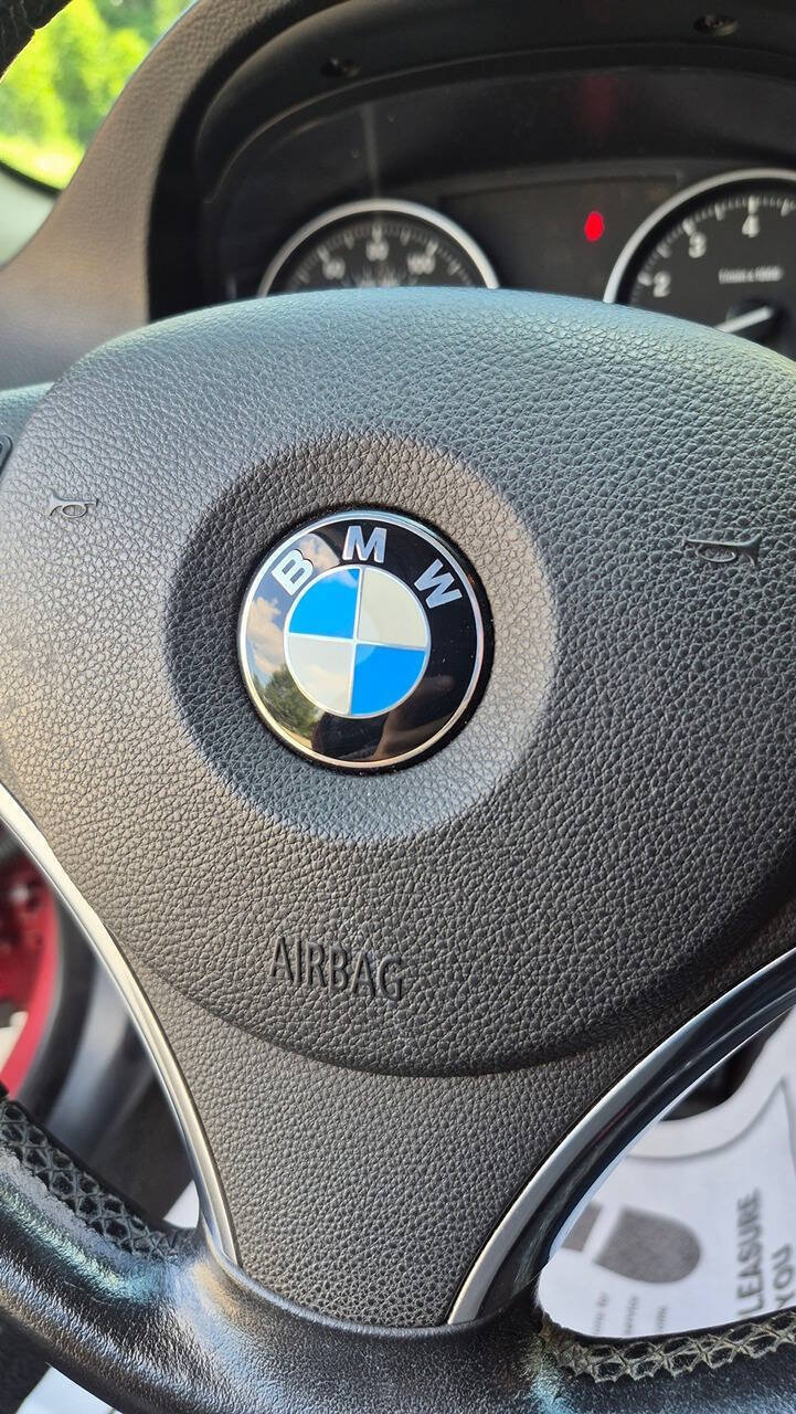Used 2011 BMW 328i xDrive Coupe AWD/4WD image 43