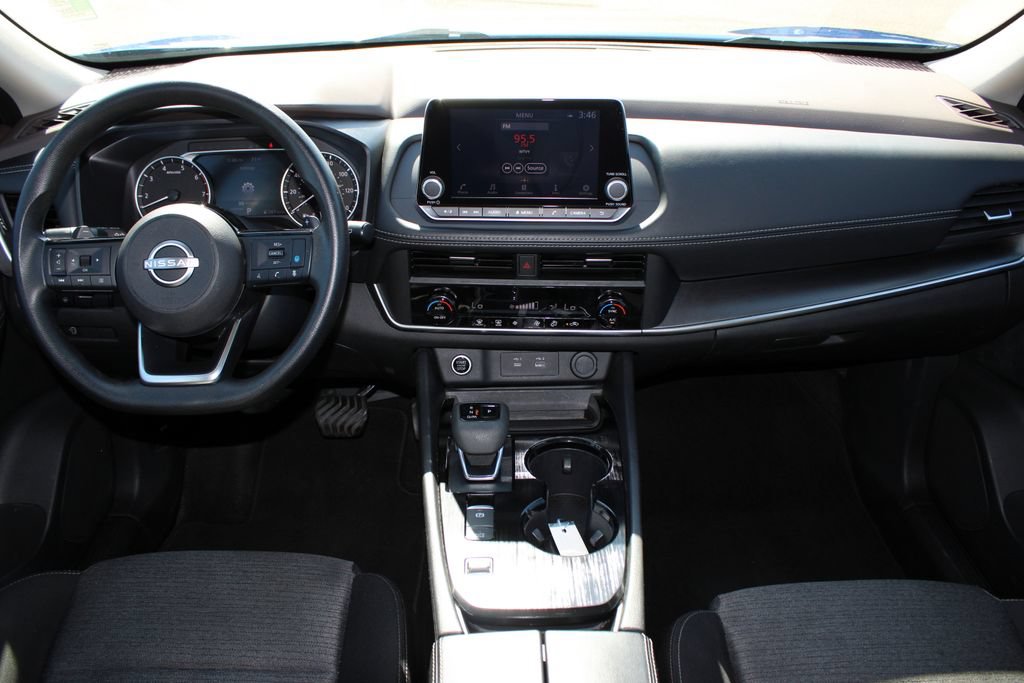 Used 2023 Nissan Rogue SV FWD image 8