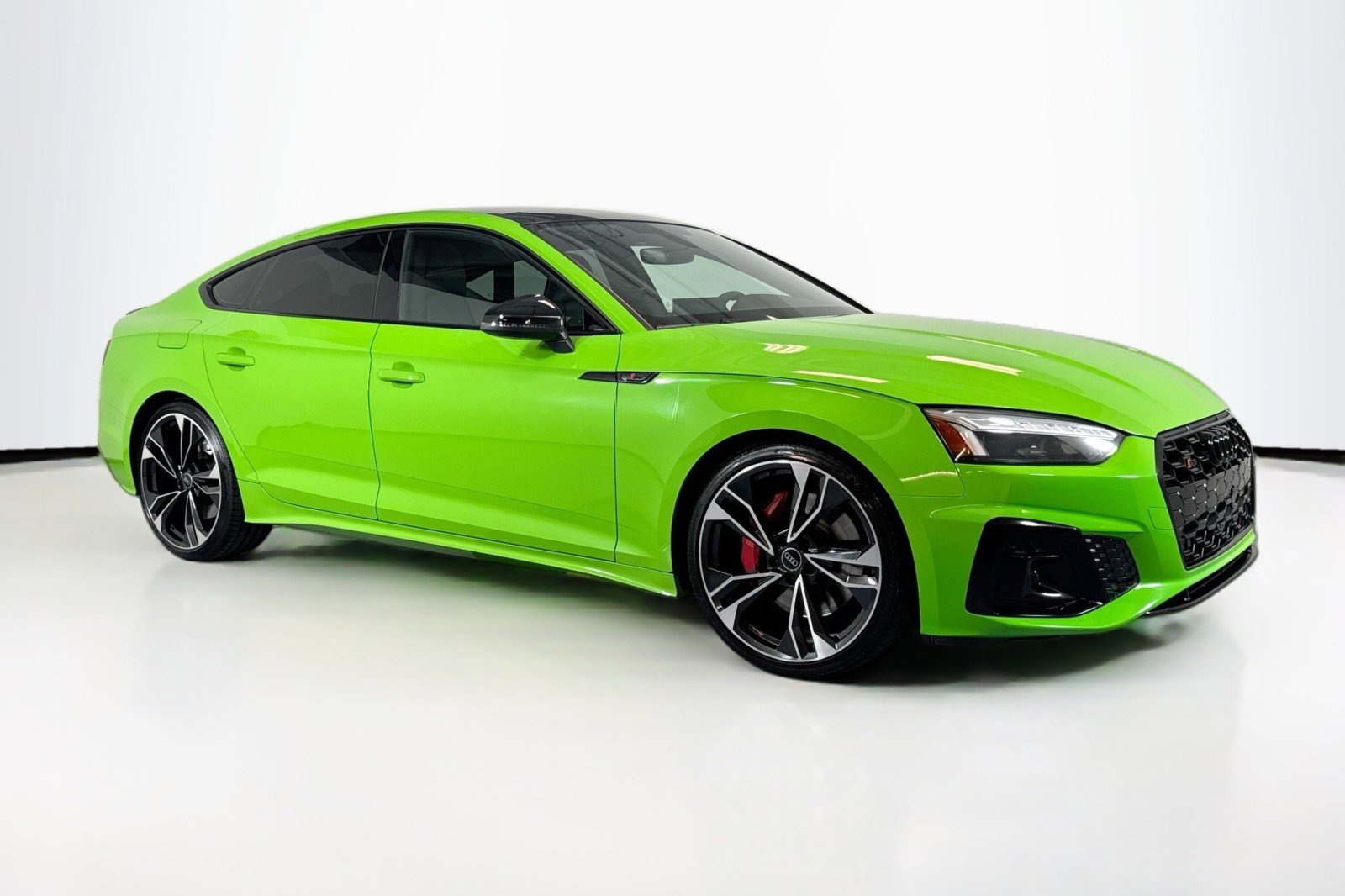 Used 2024 Audi S5 Premium Plus w/ Premium Plus Package AWD/4WD image 3