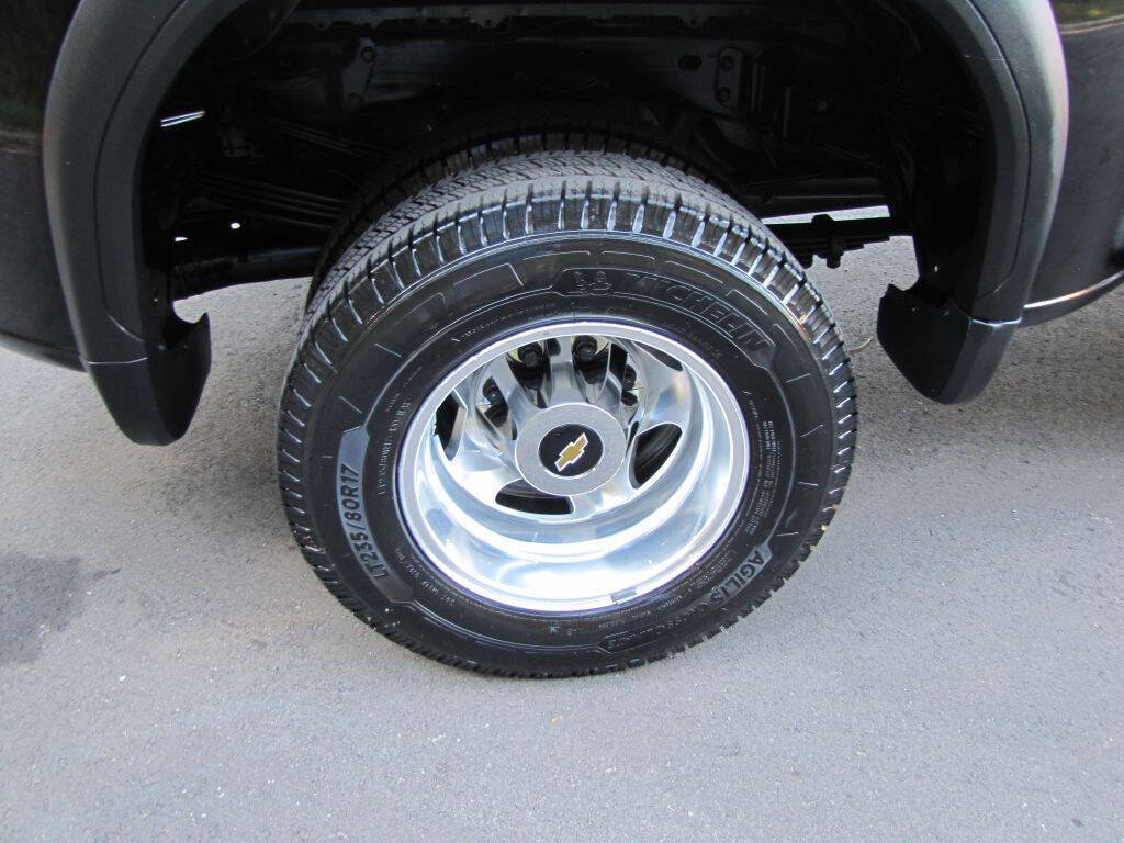 Used 2020 Chevrolet Silverado 3500 High Country AWD/4WD image 24