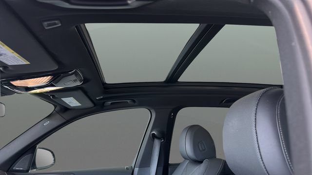 Used 2025 BMW X5 xDrive40i AWD/4WD image 17