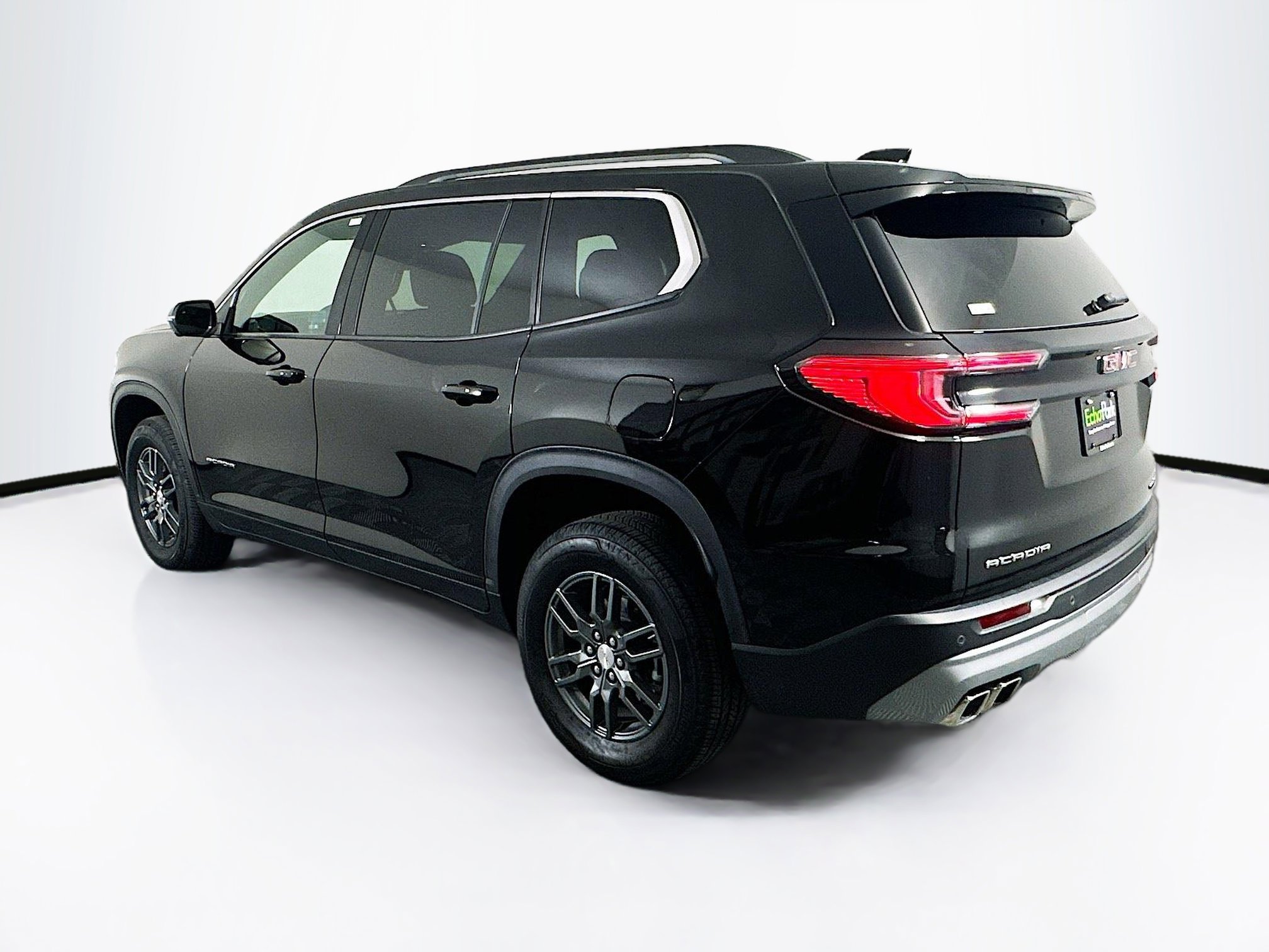 Used 2025 GMC Acadia Elevation image 5