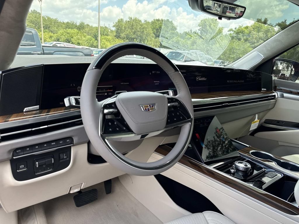 New 2026 Cadillac Escalade Platinum Sport w/ LPO, ONYX Package AWD/4WD image 35