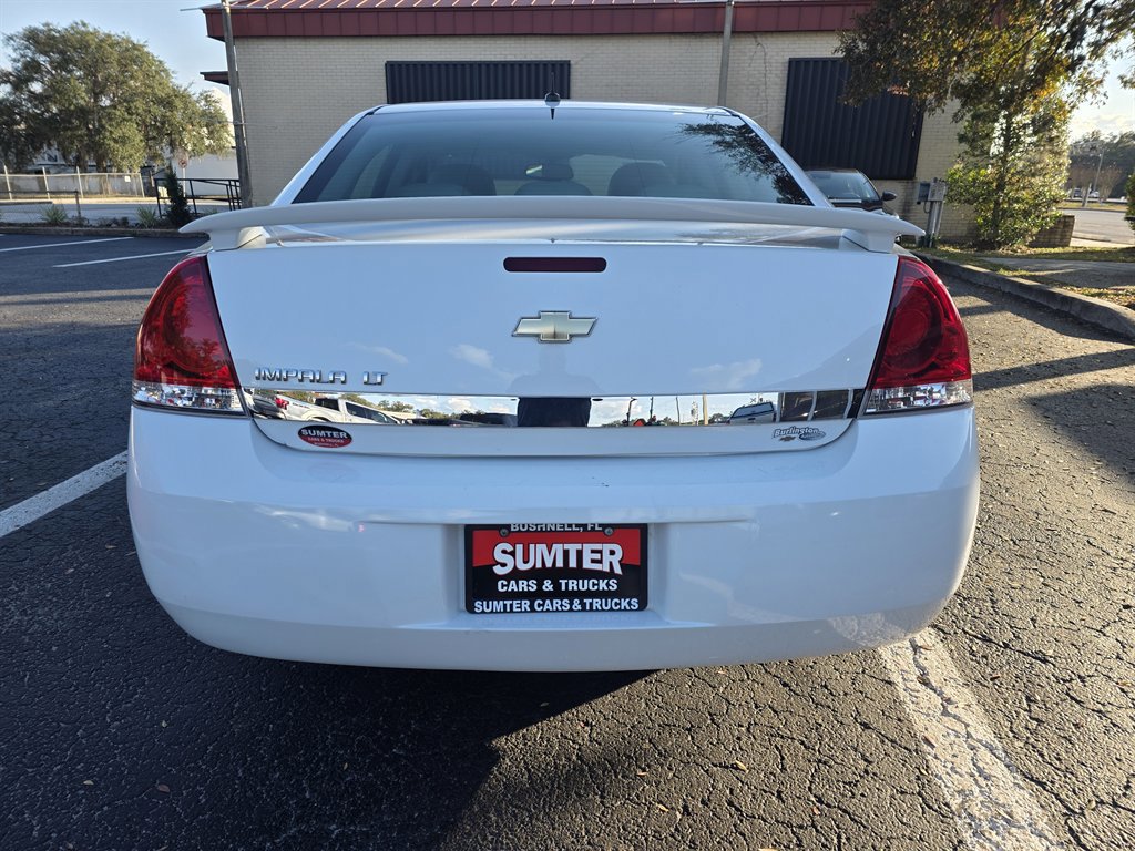 Used 2010 Chevrolet Impala LT w/ Luxury Edition Package image 4