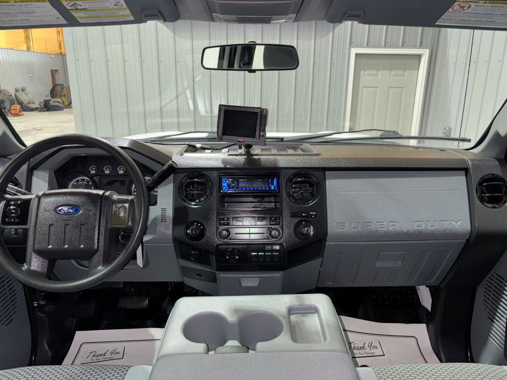 Used 2015 Ford F250 XL w/ Power Equipment Group image 17