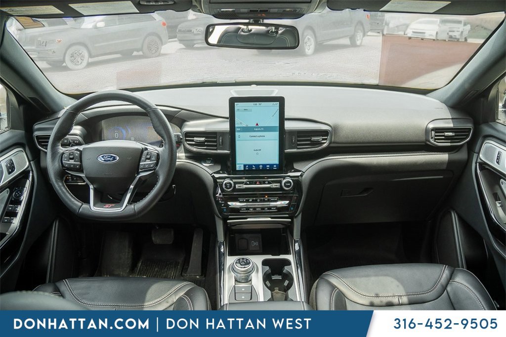 Used 2023 Ford Explorer ST w/ Equipment Group 401A image 4